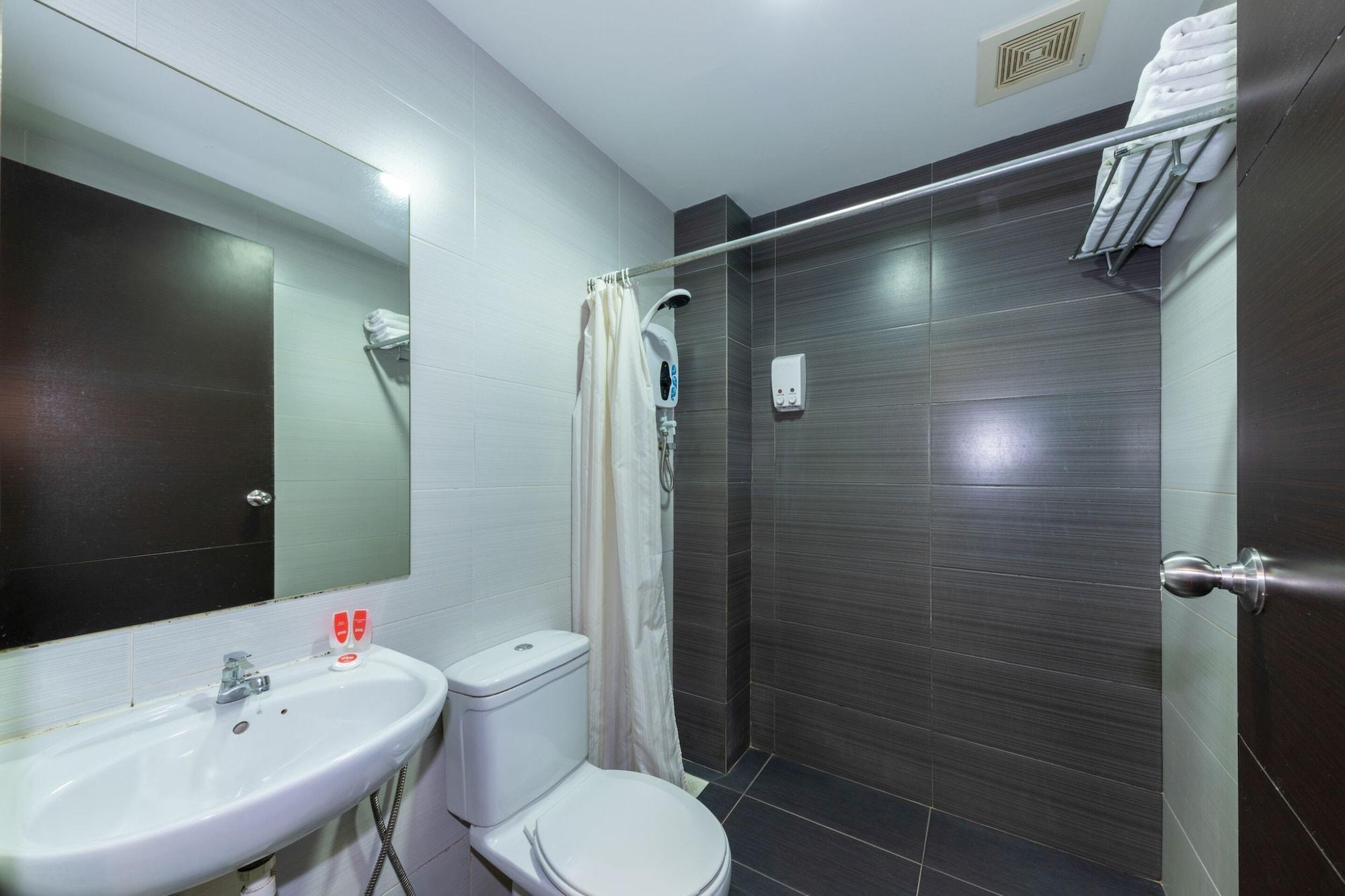 Oyo 430 Oak Valley Boutique Hotel Johor Bahru Exterior foto